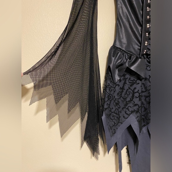 Women Halloween Costume Fallen Angel Black Color Size Small - Picture 3 of 7